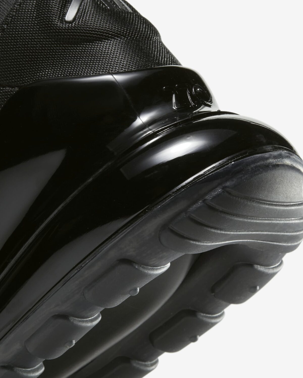 Nike Air Max 270 - Imagen 16